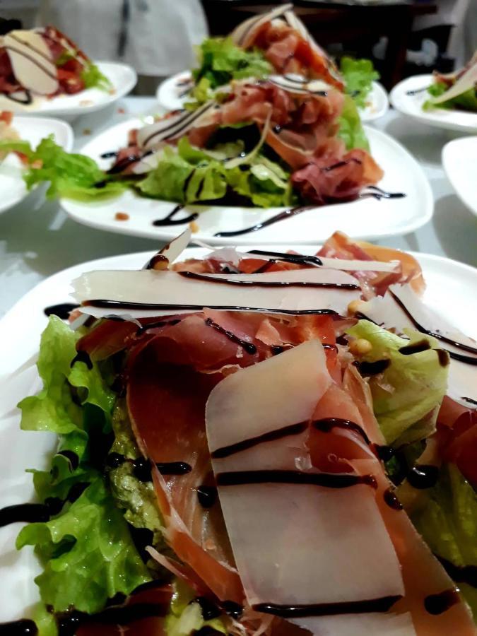 سيفان Tsaghkunk Chef House Hotel & Restaurant المظهر الخارجي الصورة